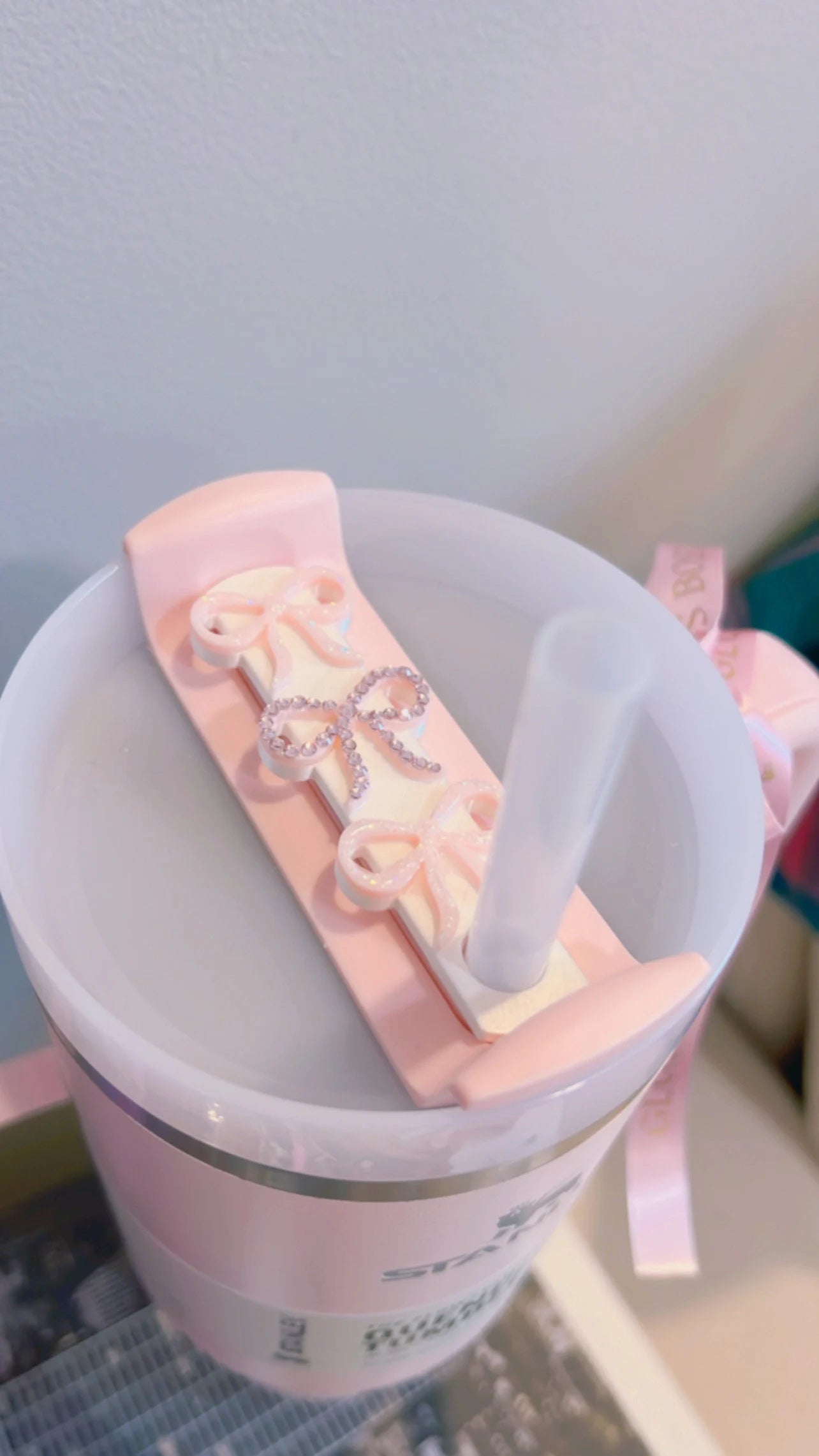 Stanley Straw Plate | 3 Small Bows