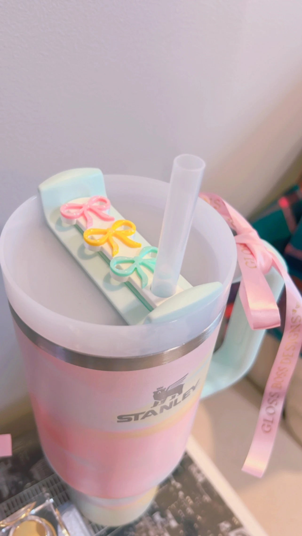 Stanley Straw Plate | 3 Small Bows