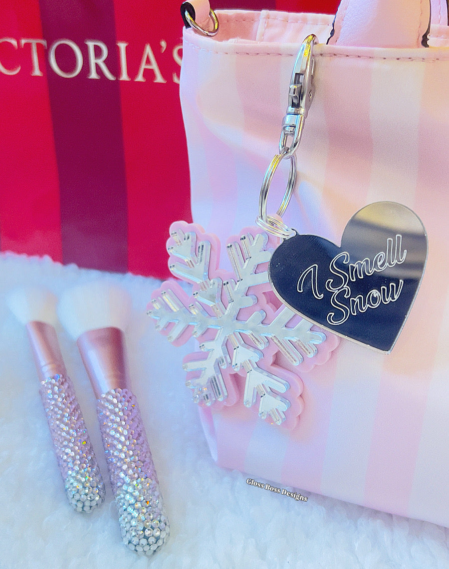 Snowflake bag charm | With engraved heart