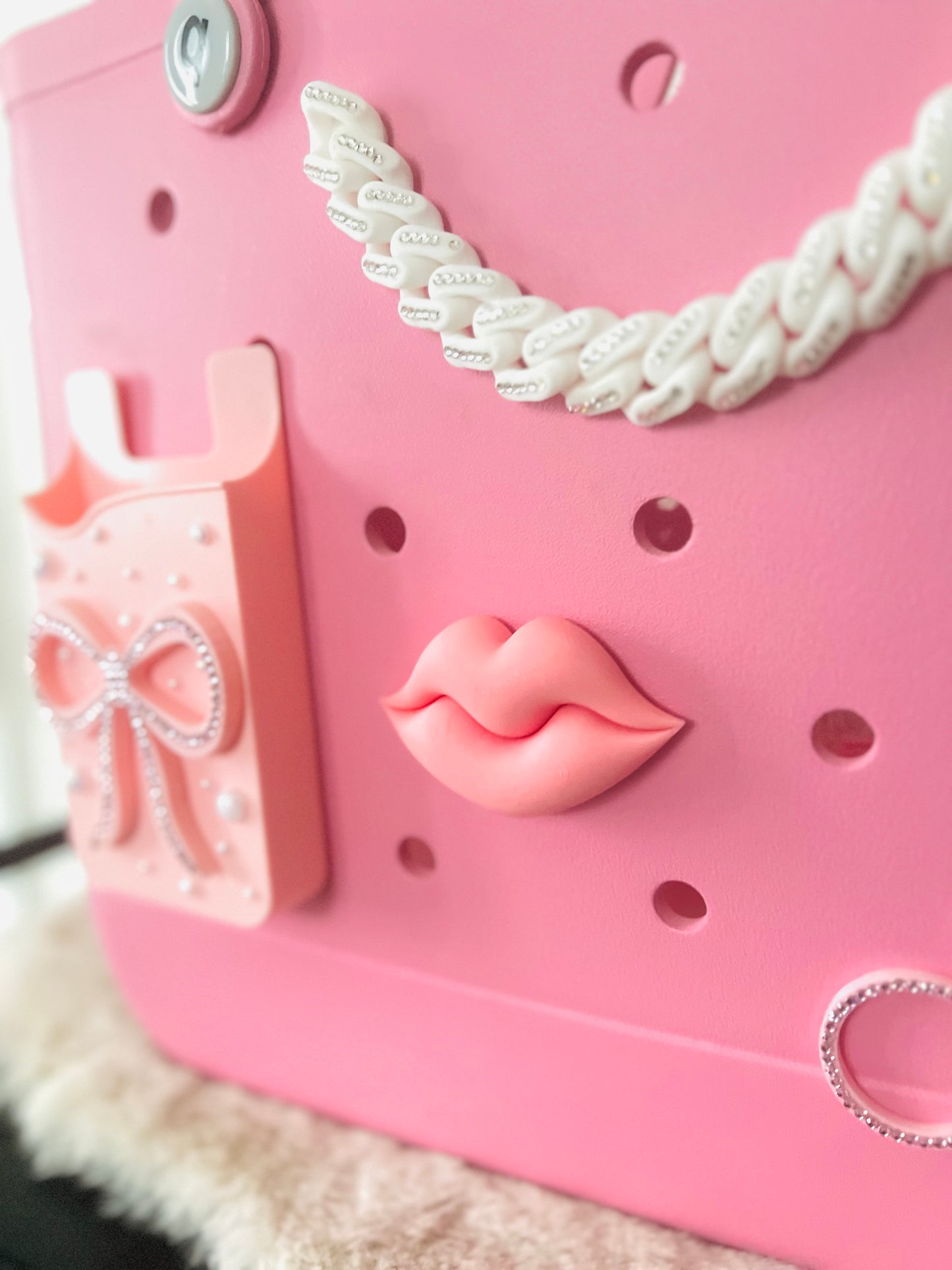 Lips | Bogg Bag Charm